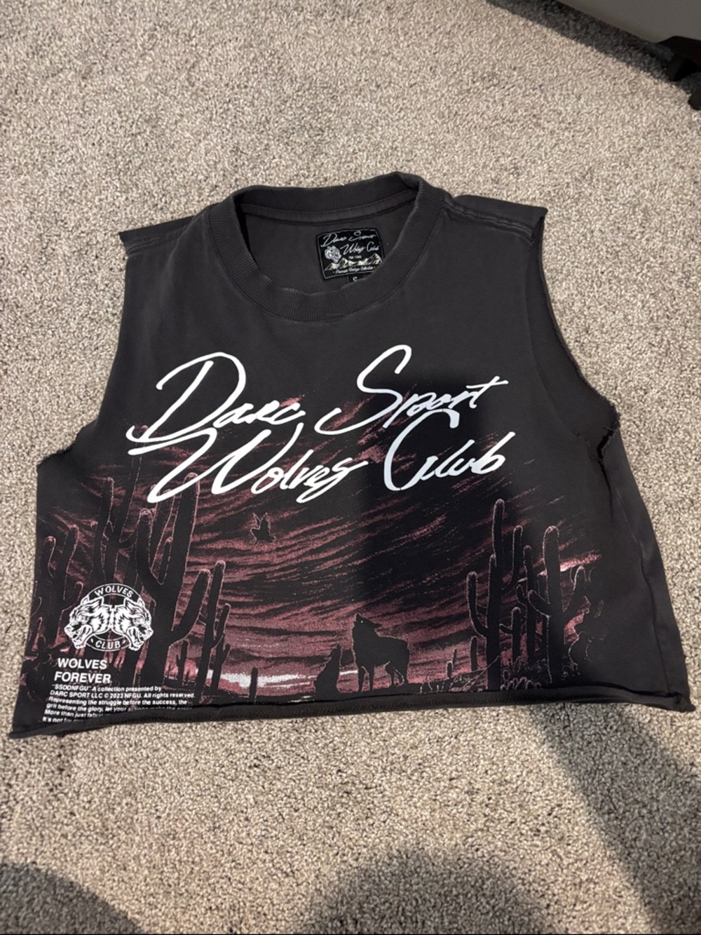 Darc Sport Wolves Club Graphic Crop Tank - Black with Maroon Print
